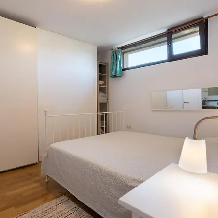 En Primera Linea De Playa Con Piscina Apartment *